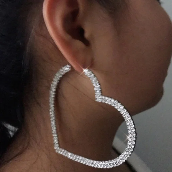 WHITE GOLD PLATED BIG HEART EARRINGS - Picture 1 of 3